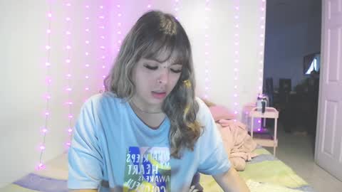  INDEPENDENT MODEL next srteam 240624 online show from March 2026 09:28:01 PM