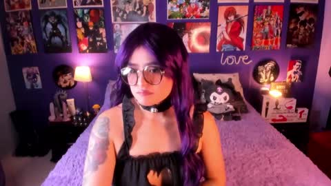 Snapshot of anny_cross chatting on September 2025 10:13:02 PM Paty online show from September 2025 10:13:02 PM