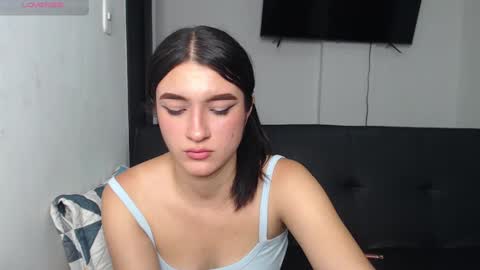 Anny online show from October 2025 03:36:02 PM