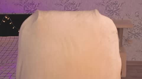 Annie online show from April 2026 07:45:01 AM