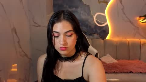 Live 1500am 2100pm COLOMBIAN HOUR online show from March 2026 07:53:01 PM