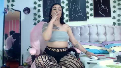 Snapshot of annyevans_ chatting on February 2025 07:48:02 PM online show from February 2025 07:48:02 PM