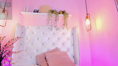 Anny  online show from January 2025 09:57:02 AM