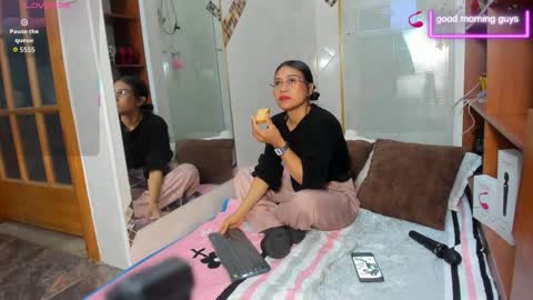 LittleSunny  My schedule 1400 - 2200 GMT -5 online show from January 2026 03:42:02 AM