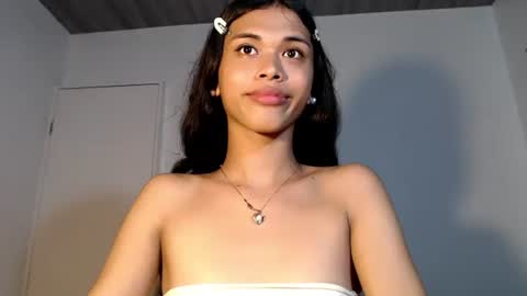 anok_yaii online show from November 2025 02:39:02 PM
