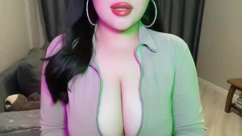 Snapshot of anora_sunny chatting on June 2026 05:24:02 PM Any online show from June 2026 05:24:02 PM