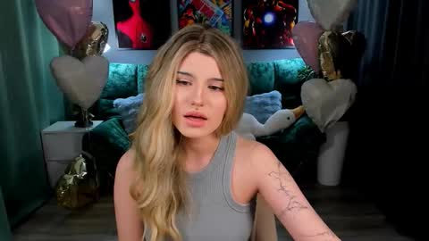 Anora online show from February 2026 07:14:02 PM