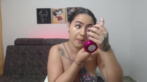 Snapshot of anthonela_queen chatting on March 2025 12:05:02 PM Anthonela Queen online show from March 2025 12:05:02 PM