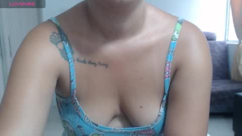 Snapshot of anthonela_queen chatting on November 2025 12:29:02 PM Anthonela Queen online show from November 2025 12:29:02 PM