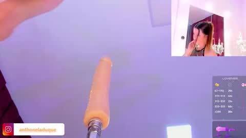 anthonelaDuque online show from December 2025 02:16:02 AM