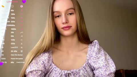Snapshot of antionettepulgarin chatting on April 2026 03:04:01 PM Viktoria online show from April 2026 03:04:01 PM