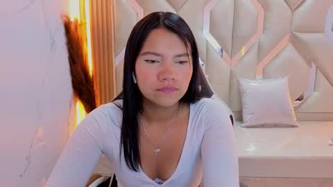 Antonela online show from October 2025 12:49:02 PM