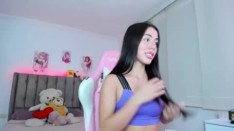 Antonella online show from January 2025 07:53:01 PM