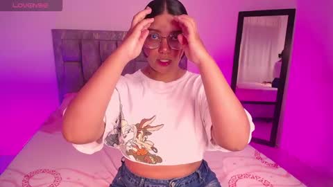 Snapshot of antonella_hot_x chatting on November 2025 09:17:02 PM Antonella online show from November 2025 09:17:02 PM