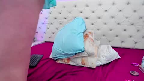Antonella online show from February 2025 10:06:02 AM