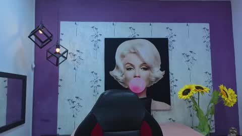 Antonella online show from March 2026 12:43:01 PM