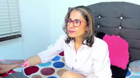 Snapshot of antonella_rizzo01 chatting on June 2026 01:21:01 AM antonella_rizzo01 online show from June 2026 01:21:01 AM