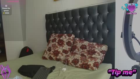 AntonellaAndNoah online show from December 2024 05:23:02 PM