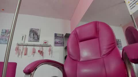 ANTONELLA online show from October 2025 11:40:01 AM