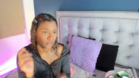 Snapshot of antonellaparker chatting on February 2025 12:08:01 PM Sarah online show from February 2025 12:08:01 PM