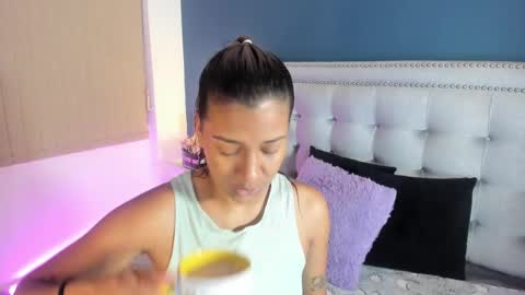 Snapshot of antonellaparker chatting on February 2025 12:19:01 PM Sarah online show from February 2025 12:19:01 PM