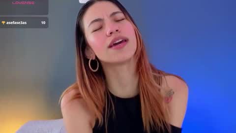 Antonella  online show from December 2025 01:05:02 PM