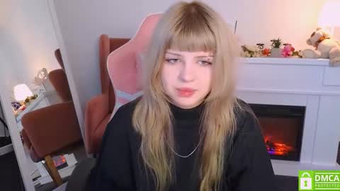 antonia_ferrero online show from October 2025 07:04:02 AM