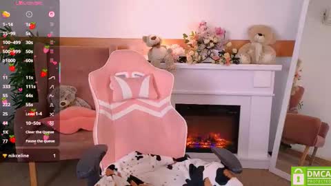 antonia_ferrero online show from November 2025 07:09:01 AM