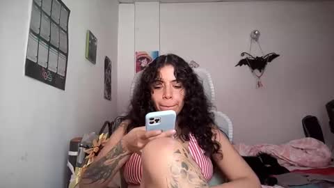 Snapshot of antoniabloom chatting on January 2026 05:27:02 PM Antonia online show from January 2026 05:27:02 PM