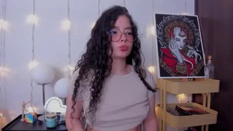 Antonia online show from February 2025 02:47:02 AM