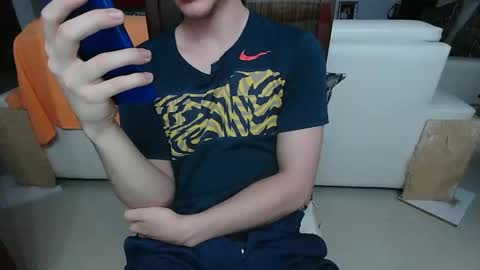 Snapshot of antonio_ricci chatting on October 2025 01:17:02 AM antonio_ricci online show from October 2025 01:17:02 AM