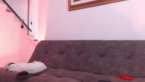 Hadez online show from February 2025 01:40:01 PM