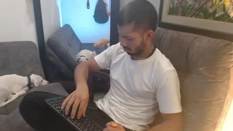 Hadez online show from February 2025 10:29:01 AM