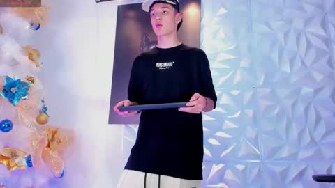 brendan and stiiven online show from December 2025 04:54:01 AM