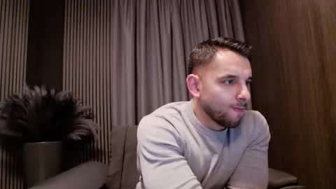 HI My name is Antonio online show from January 2026 08:00:02 PM