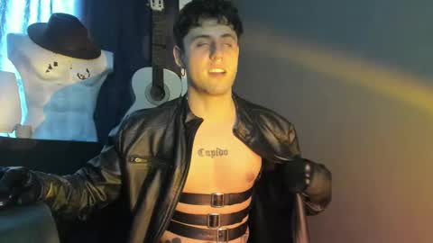 Snapshot of antonnello_ chatting on October 2025 05:21:02 PM antonnello_ online show from October 2025 05:21:02 PM