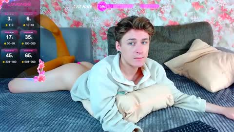 Snapshot of antonylewis chatting on February 2025 03:15:02 PM YummyTony online show from February 2025 03:15:02 PM