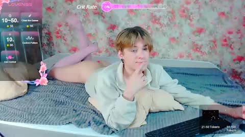 Snapshot of antonylewis chatting on March 2025 09:24:02 AM YummyTony online show from March 2025 09:24:02 AM