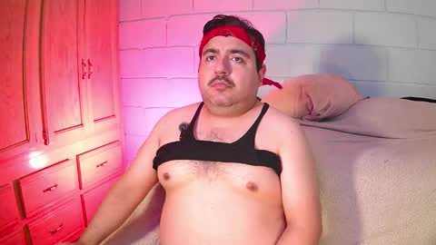 Snapshot of anuarfox chatting on March 2026 08:09:02 AM AnuarFox online show from March 2026 08:09:02 AM