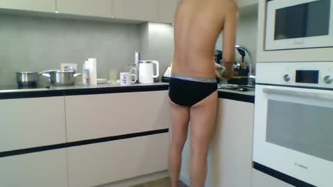 anuarsuper80 online show from June 2026 07:17:01 AM