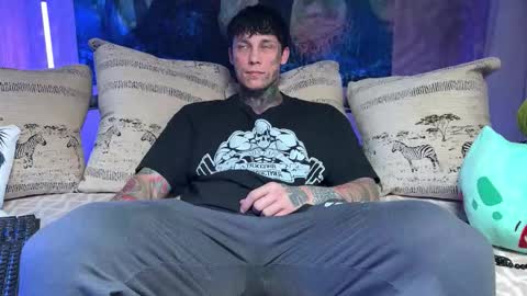 Snapshot of anubisgod88 chatting on January 2026 05:22:02 AM Tom online show from January 2026 05:22:02 AM