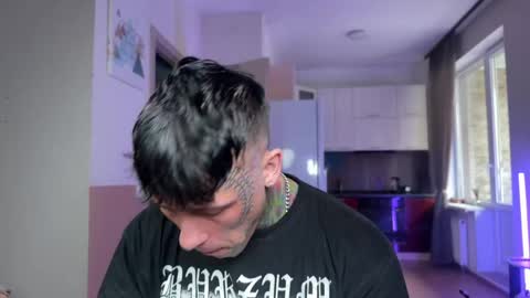 Tom online show from April 2026 05:27:01 AM