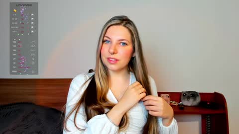 Anya online show from February 2025 06:29:02 PM