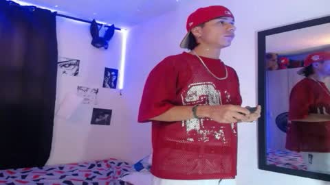 Snapshot of anyelo_sexyhot chatting on February 2026 03:25:02 AM anyelo_sexyhot online show from February 2026 03:25:02 AM