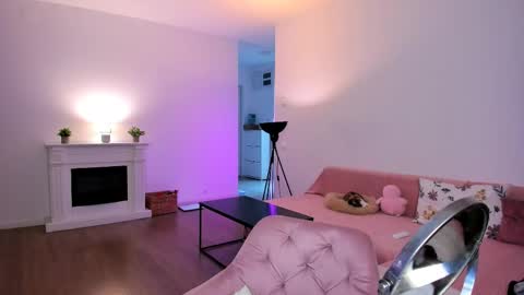 Anysa Smith online show from April 2026 08:34:02 PM