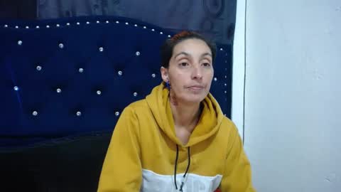 Snapshot of anyu_1306 chatting on December 2024 12:00:02 PM anyu online show from December 2024 12:00:02 PM