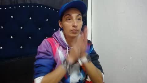 Snapshot of anyu_1306 chatting on December 2024 09:52:02 AM anyu online show from December 2024 09:52:02 AM