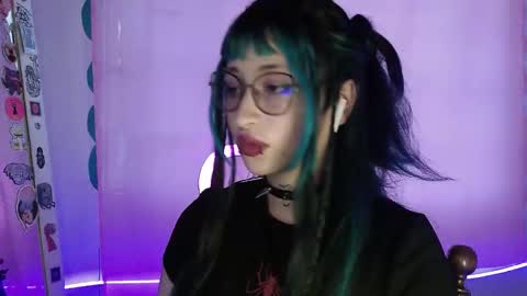 Snapshot of aoi_dandelion chatting on November 2025 10:30:01 PM aoi_dandelion online show from November 2025 10:30:01 PM