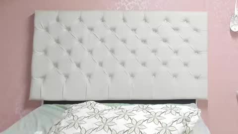 Aome Rainbow online show from December 2024 06:00:01 AM