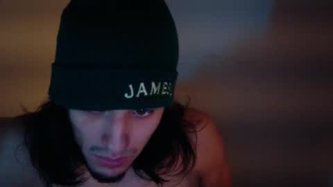 Snapshot of apachewithawebcam chatting on November 2025 10:17:01 AM ApacheWithWebcam online show from November 2025 10:17:01 AM